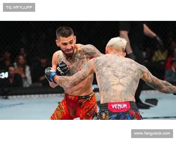 托普里亚 2 分 32 秒弑神!UFC 轻量级王座易主,奥利维拉王朝彻底终结 托普里亚 2 分 32 秒弑神!UFC 轻量级王座易主,奥利维拉王朝彻底终结